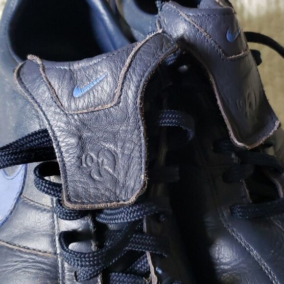 Nike Tiempo Ronaldinho 10R soccer cleats boots - Picture 2 of 12